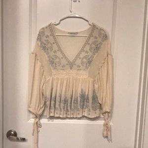 American Eagle top